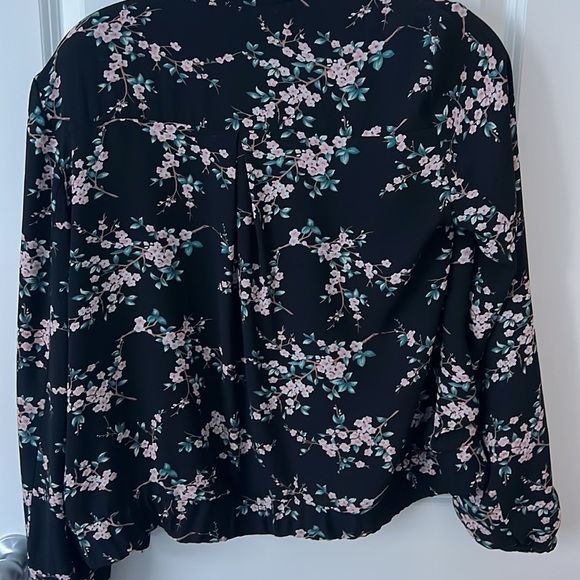 Cherry blossom jacket - Picture 2 of 2